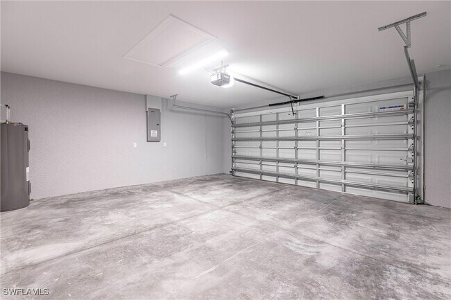 Building Photo - 2908 35th St W