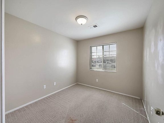 Building Photo - 1218 Engelberg Dr