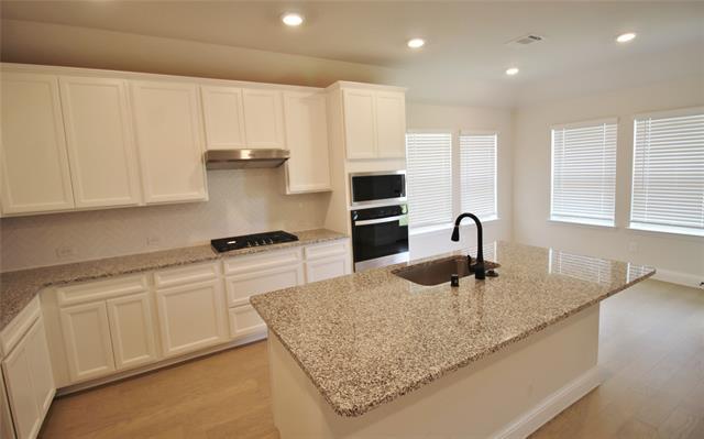 Building Photo - 1124 Longhorn Ln