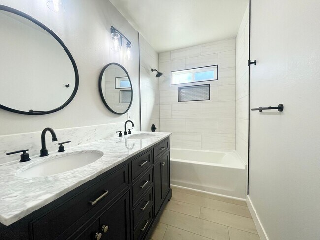 Building Photo - COMING SOON!! 3 Bedroom/ 1 Bathroom HOME in Desert Hot Springs!!
