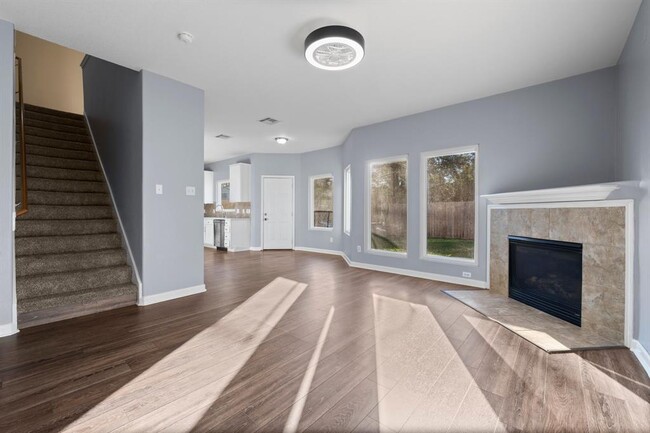 Building Photo - 29639 Turnbury Village Dr