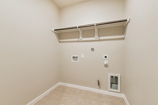 Building Photo - 12638 Silver Winter Trl