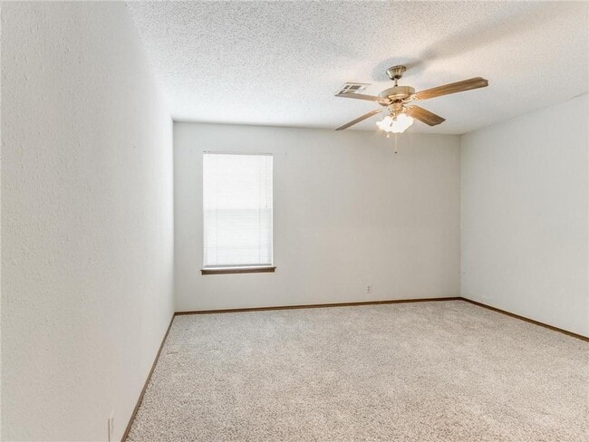 Building Photo - 1220 Sequoyah St