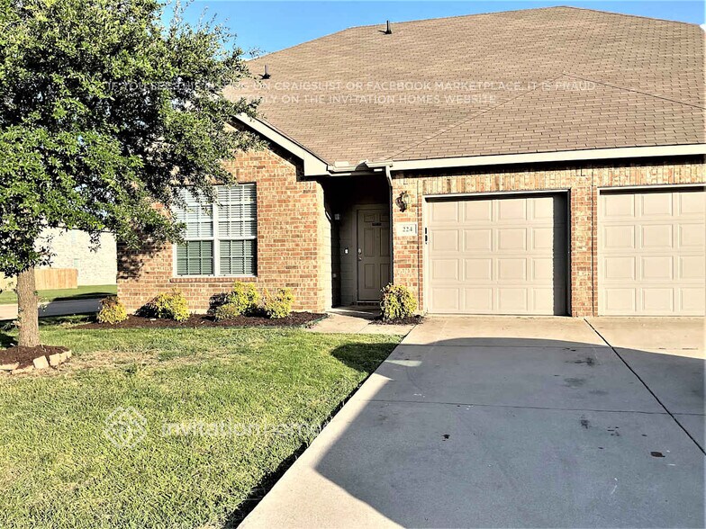 Primary Photo - 224 Stable Dr