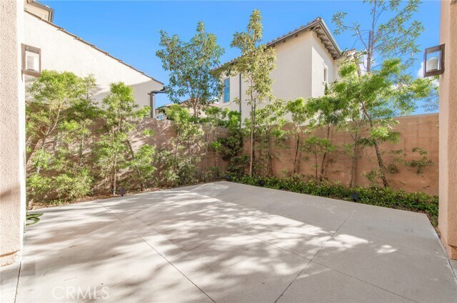 Building Photo - 111 Winnett