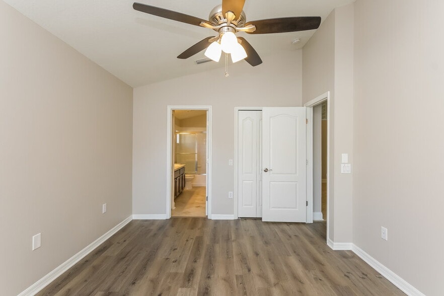 Building Photo - 6927 Waterbrook Ct