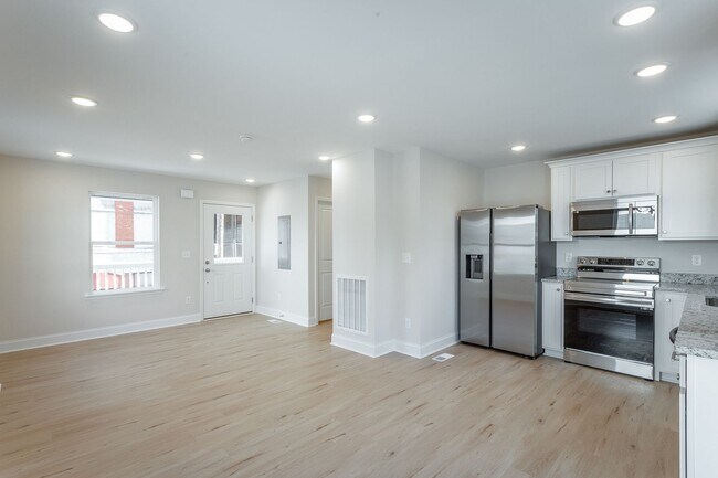 Building Photo - Brand New 2 Bedroom Home