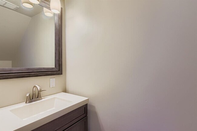 Building Photo - 7801 Shoal Creek Blvd