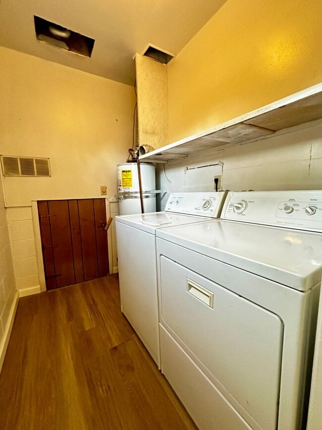 Building Photo - 4 Bedrooms, 3 Bath Home in Northwest Reno