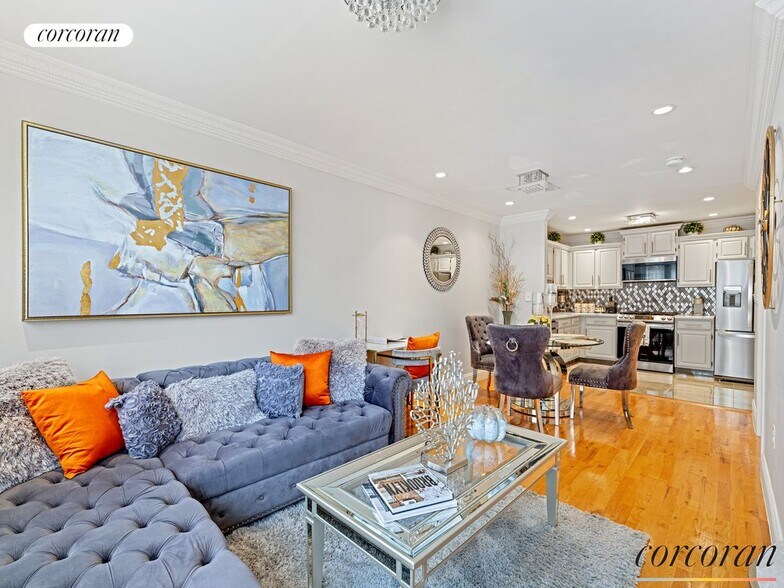 Primary Photo - 328A Hart St