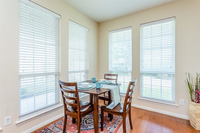 Building Photo - 6639 Larocke Trail