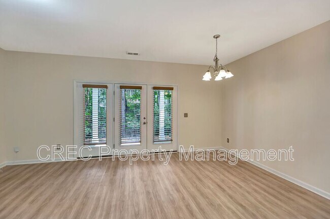 Building Photo - 140 Buchanan Cir
