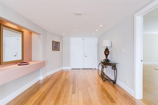 Building Photo - 3430 Galt Ocean Dr