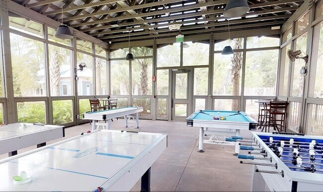 Building Photo - 3664 Clay Pot Dr