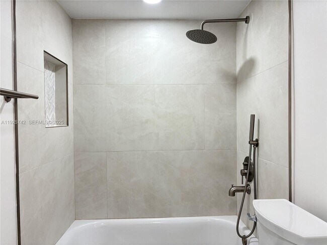 Building Photo - 7913 SW 104th St