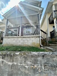 Building Photo - 144 Colfax St