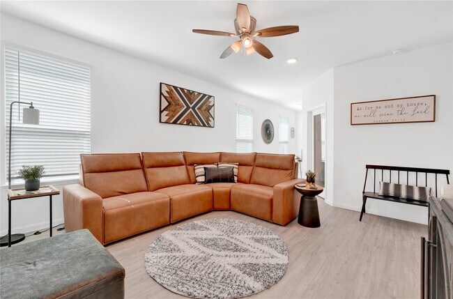 Building Photo - 23823 Escardilla Dr