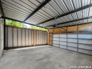 Building Photo - 7726 Glen Meadows Dr