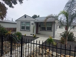 Building Photo - 533 E 9th St