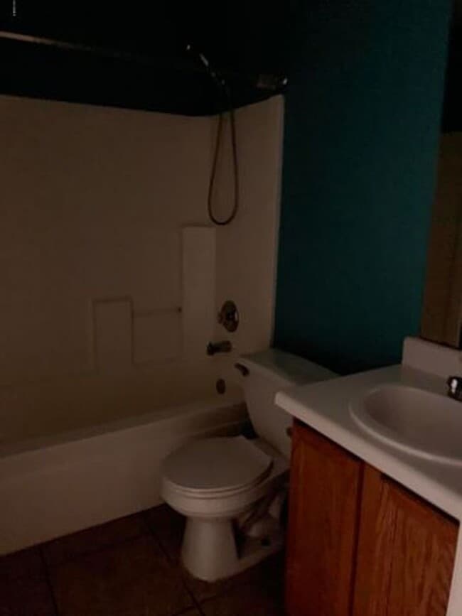 Building Photo - 16431 N 113th Ave