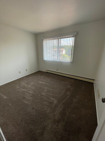 Building Photo - 4974 W 82nd Ct