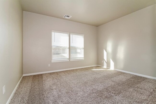 Building Photo - 1705 Ruby Dr