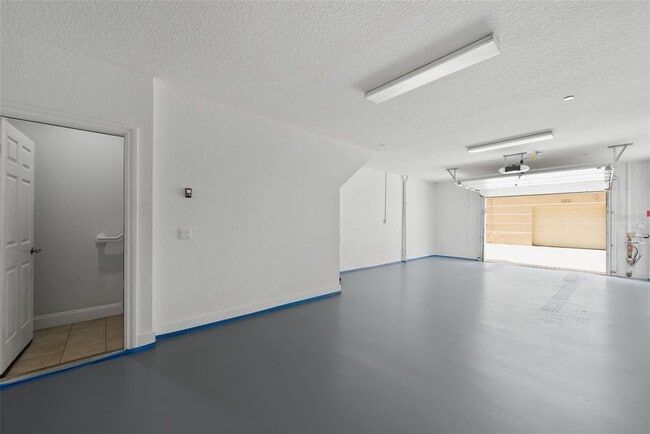 Building Photo - 2211 Soho Bay Ct