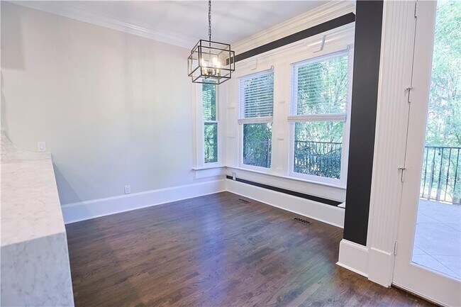 Building Photo - 1294 Lenox Park Blvd NE