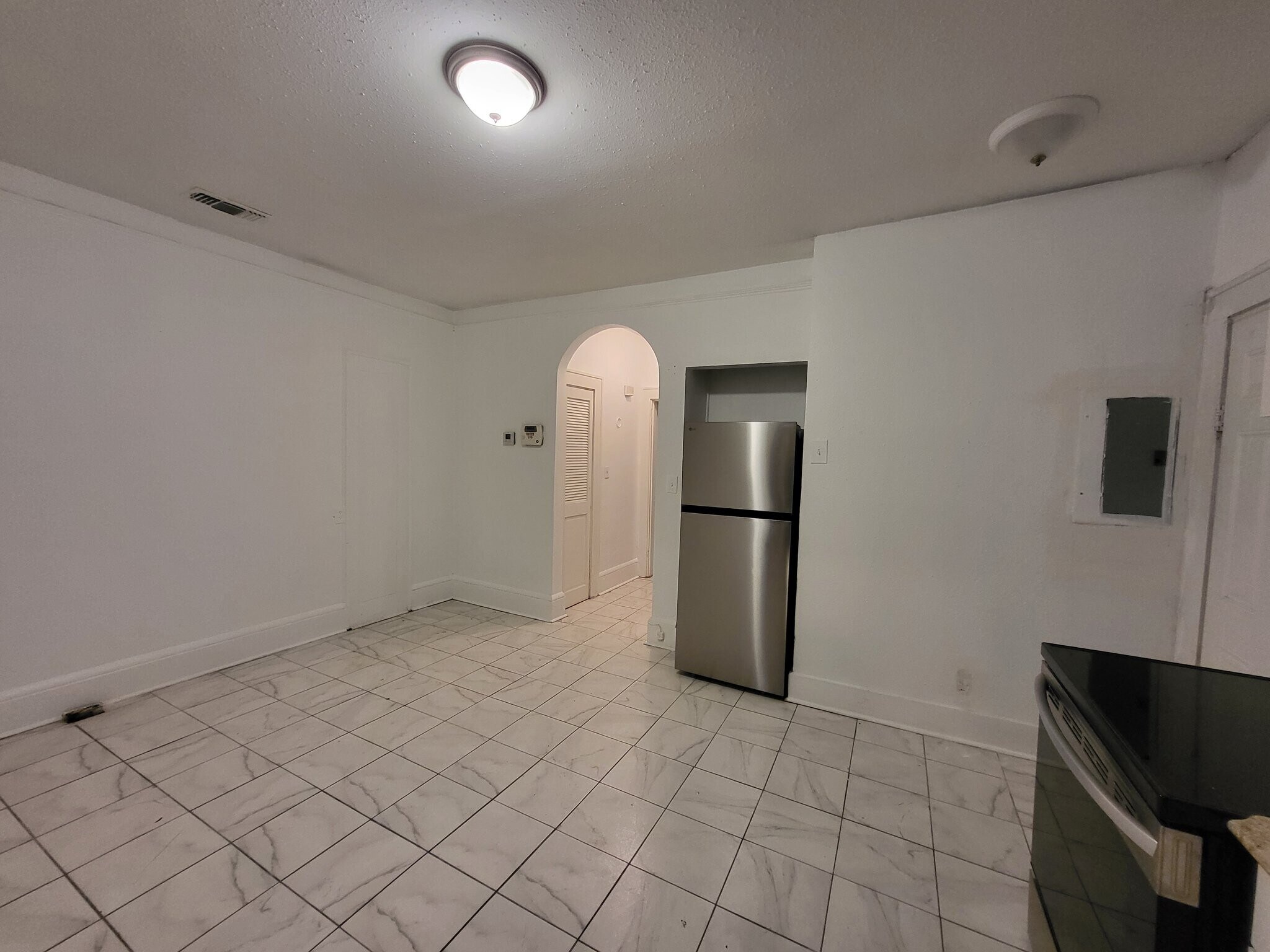 Building Photo - 4304-4306 Springfield Blvd