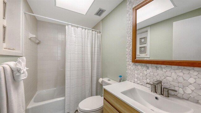 Building Photo - 3604 Casey Key Rd