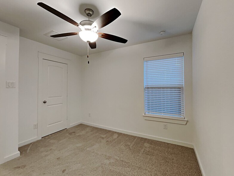 Building Photo - 16934 Lagos Ln