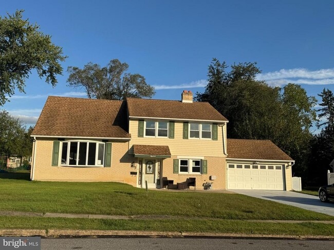 Building Photo - 18 Cobblestone Ln
