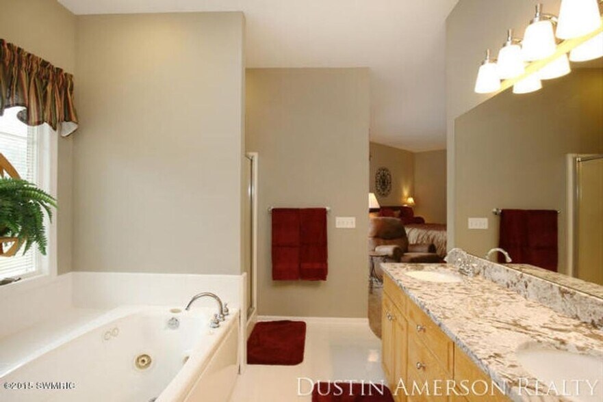 Building Photo - 7799 Abby Ln SE