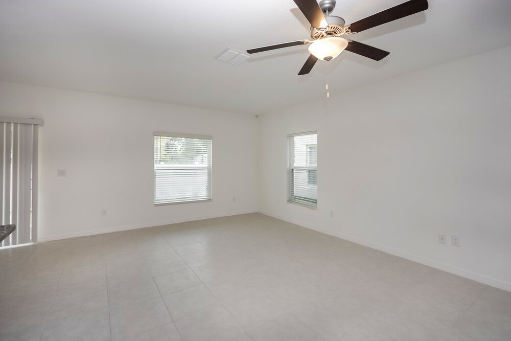 Building Photo - 7336 Spring Snowflake Ave