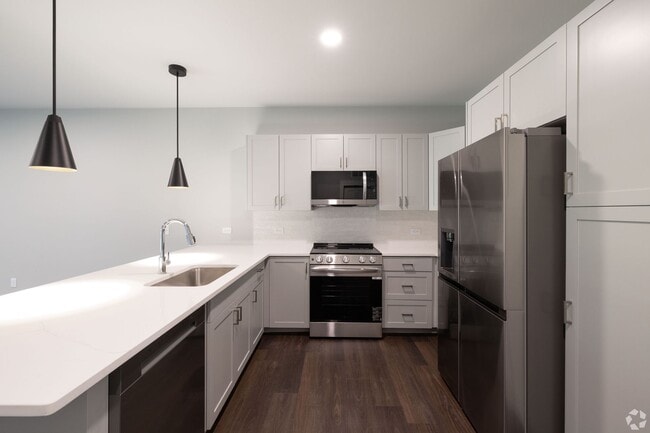 Building Photo - Park Place on the Peninsula, LLC