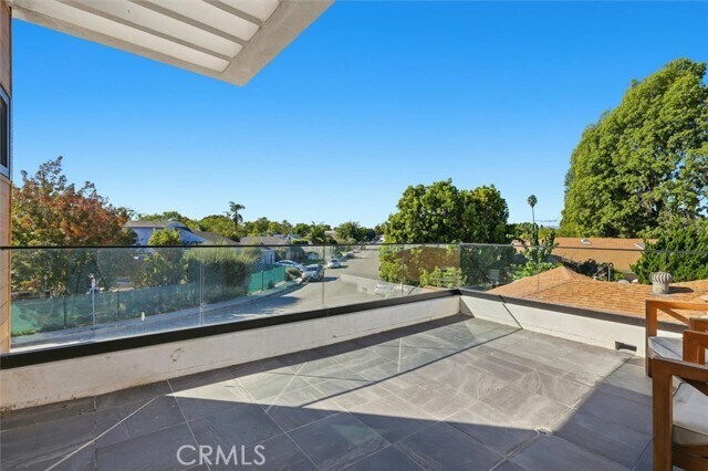 Building Photo - 5487 Blanco Way