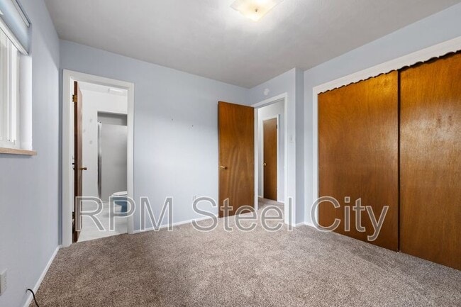 Building Photo - 61 University Cir