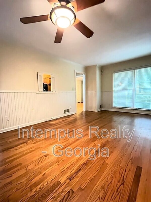 Building Photo - 3474 Sunderland Cir NE