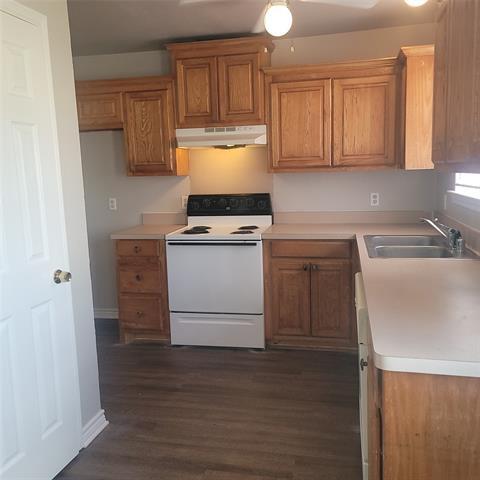 Building Photo - 438 Green Acres Dr