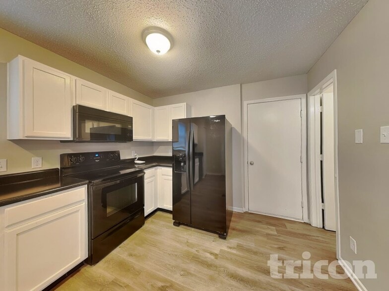 Building Photo - 9340 W Dockside Cir