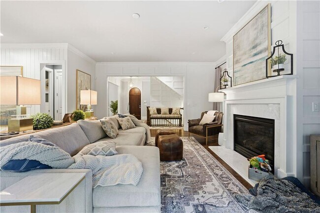 Building Photo - 1295 Cumberland Rd NE