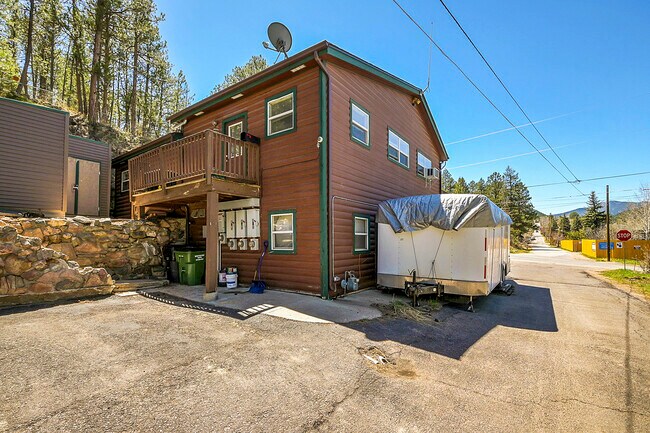 Building Photo - 3440 Myers Gulch Rd