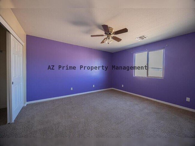 Building Photo - 30268 W Sheila Ln