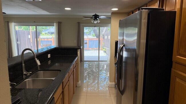 Building Photo - 1114 NW 79th Dr
