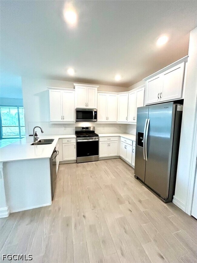 Building Photo - 43806 Blue Heron Ln