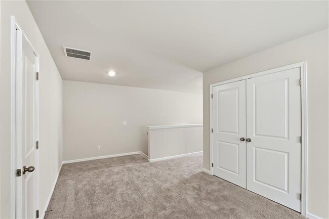 Building Photo - 54 Umber Ln