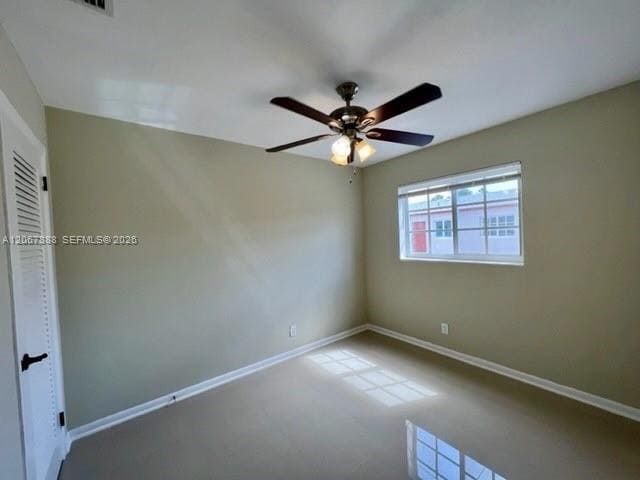 Building Photo - 949 W Kalmia Dr