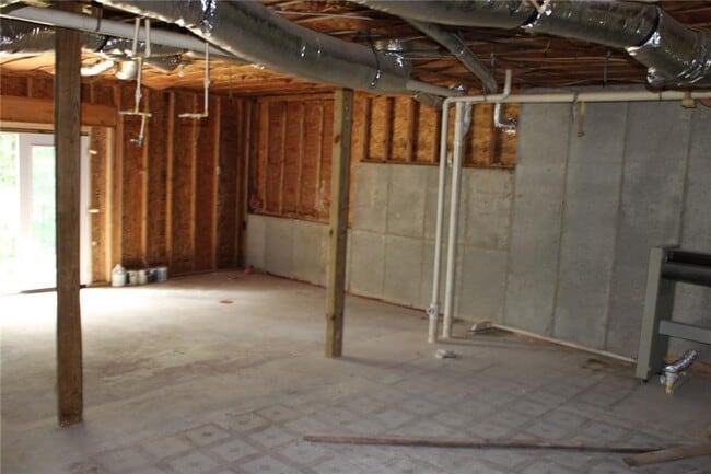 Building Photo - 4424 Nohl Crest Dr