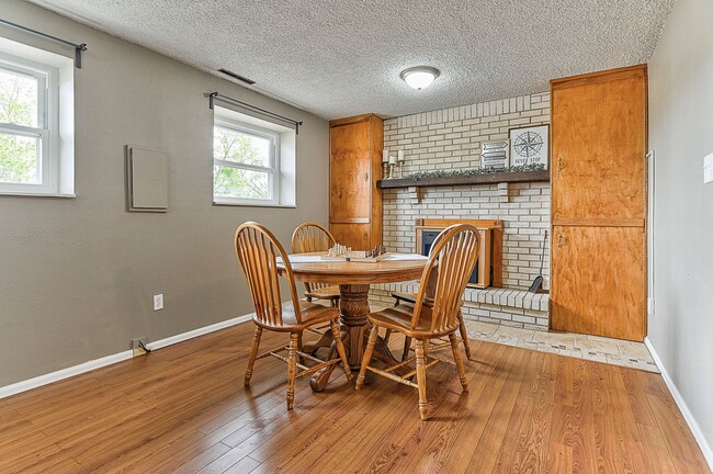 Building Photo - 5150 Saddle Dr