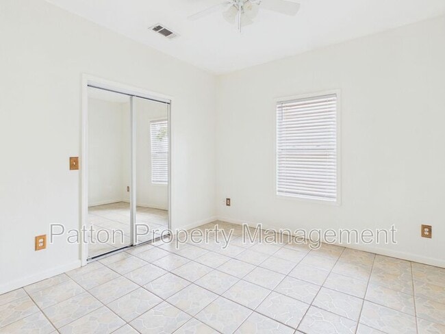 Building Photo - 745 N Aldredge St